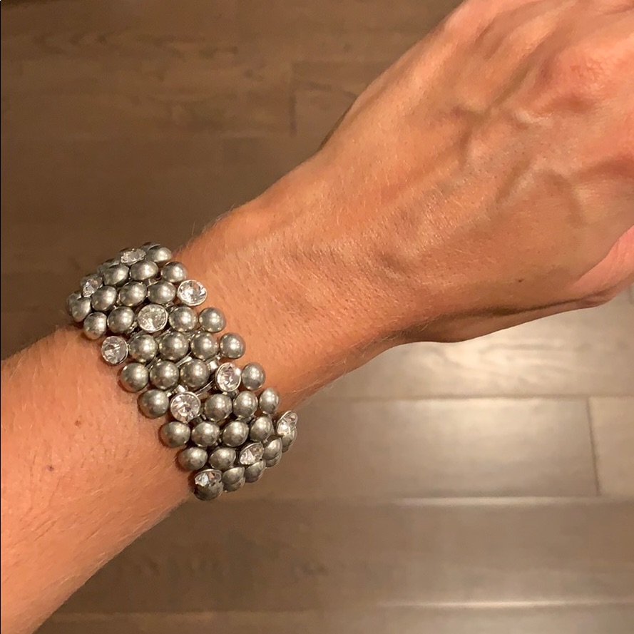 Elastic Statement Bracelet
